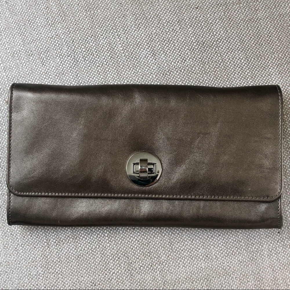 Saks Fifth Avenue Wallet / Purse